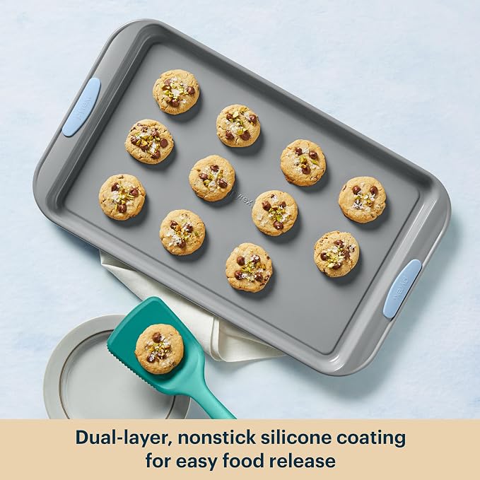 Pyrex 8-Piece Metal Bakeware Set, Lightweight Stainless Steel Baking Trays - Image 5