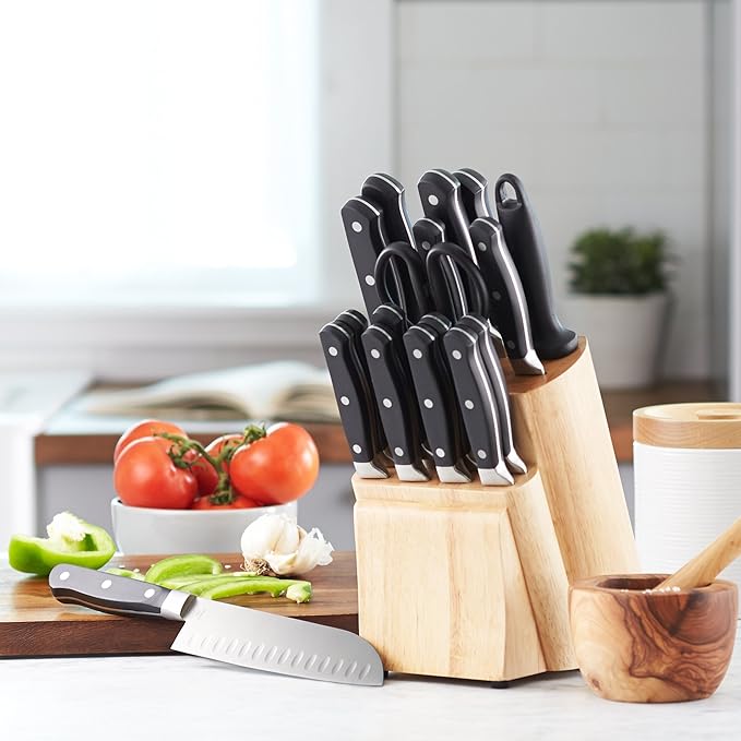 Amazon Basics 18-Piece Premium High-Carbon Stainless Steel Kitchen Knife Set - Image 4