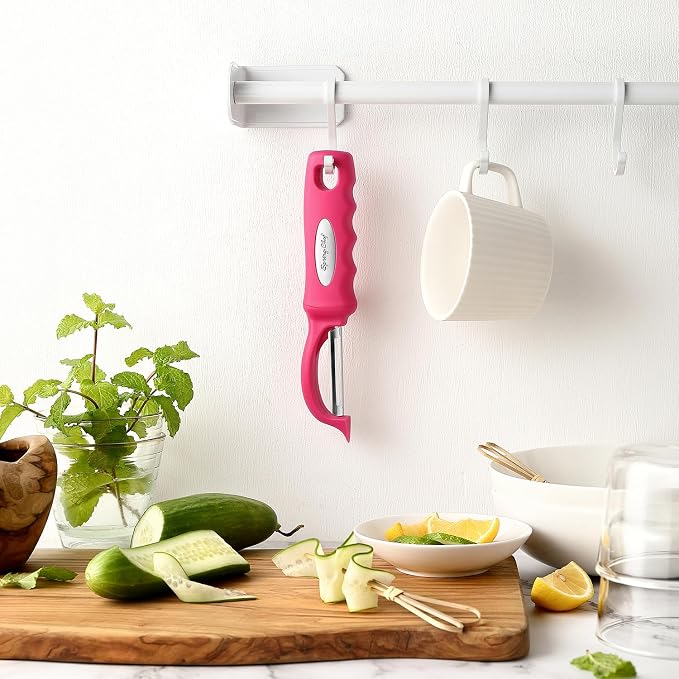 Spring Chef Premium Stainless Steel Vegetable Peeler - Image 2