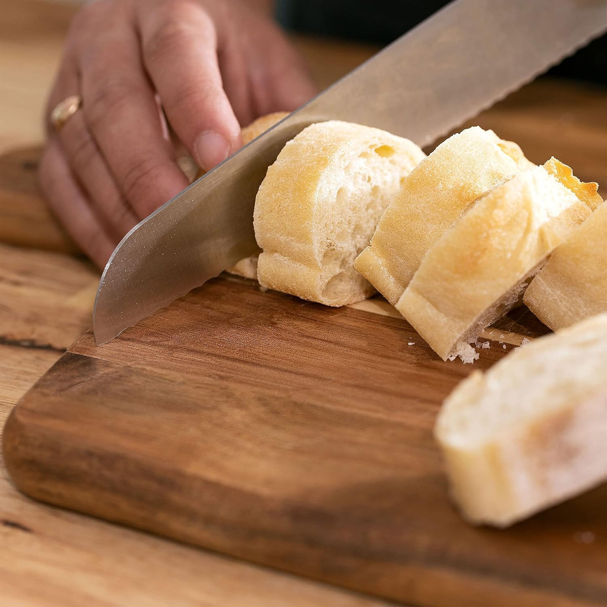 Acacia Wood Cutting Board and Chopping Board with Handle for Meat