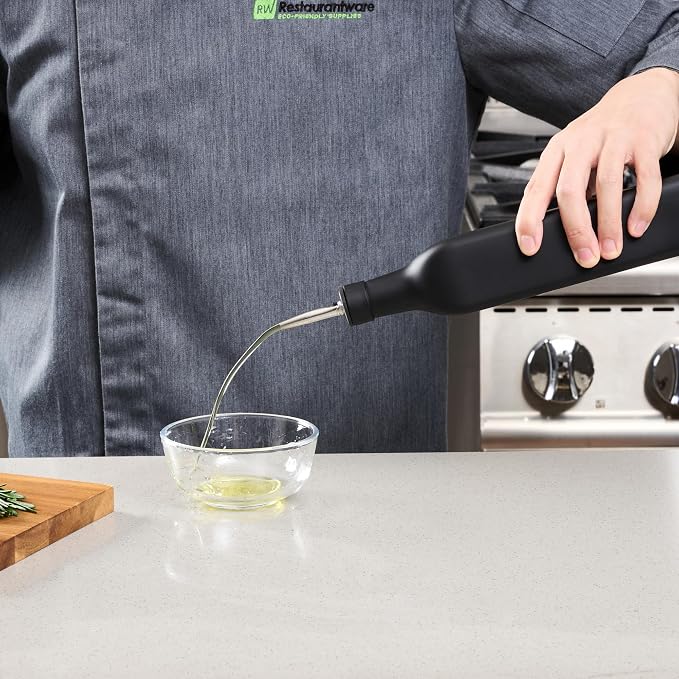 Restaurantware RW Base 16.9 Ounce Olive Oil Dispenser 1 Kitchen Oil Dispenser - Image 5