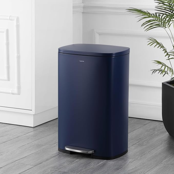 happimess HPM1006J Connor Rectangular 13-Gallon Trash Can - Image 2