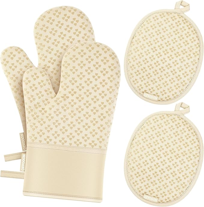 Oven Mitts and Pot Holders 4 Sets, Heat Resistant 500 ℉ Oven Mitt and Pot Holder by QEVOOON