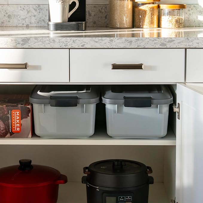 IRIS USA WeatherPro Airtight Pet Food Storage Container, Dog Cat Bird and Other - Image 4