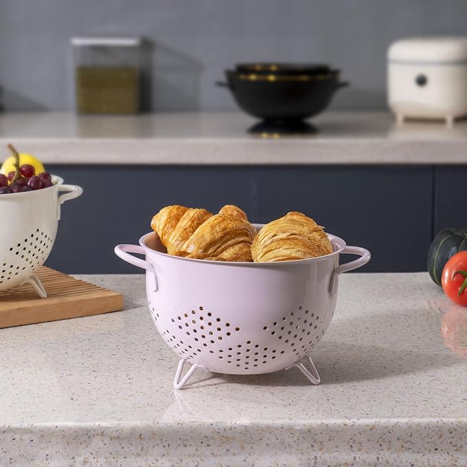 Metal Colander 5 Quart Powder Coated Self-draining Metal Strainer - Image 7