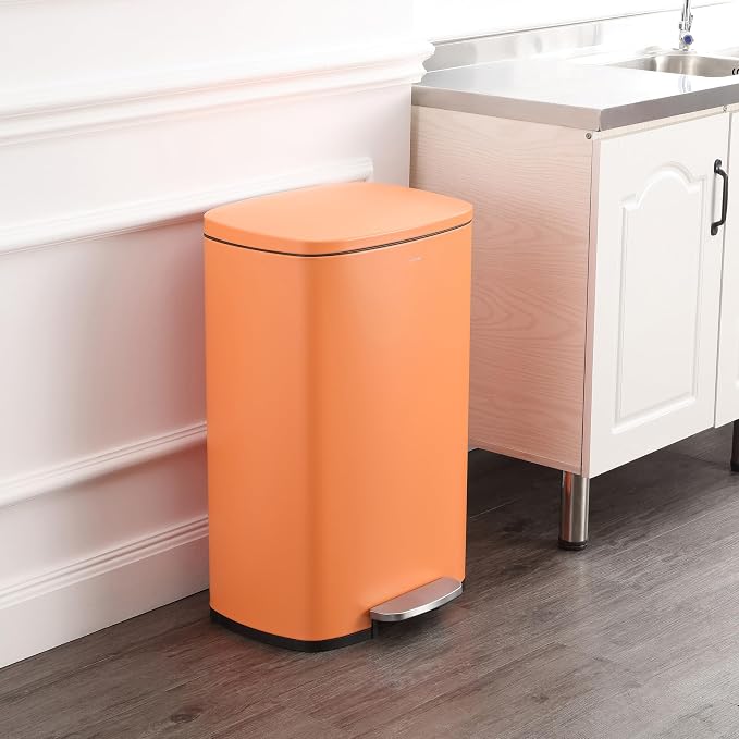 happimess HPM1006K Connor Rectangular 13-Gallon Trash Can - Image 2