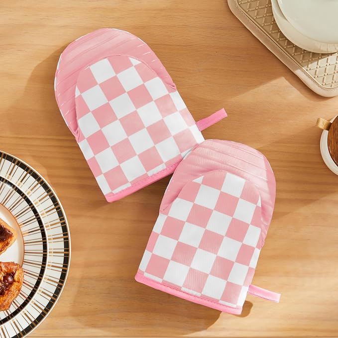 Ohocut Pink Checkered Mini Oven Mitts Heat Resistant, Vintage Retro - Image 3