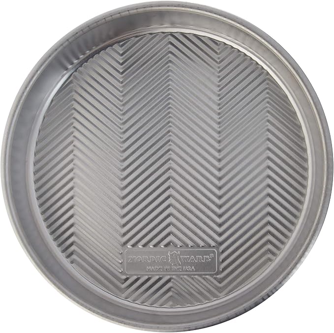 Nordic Ware Prism 9-Inch Round Cake Pan, 1 Pack - Image 2