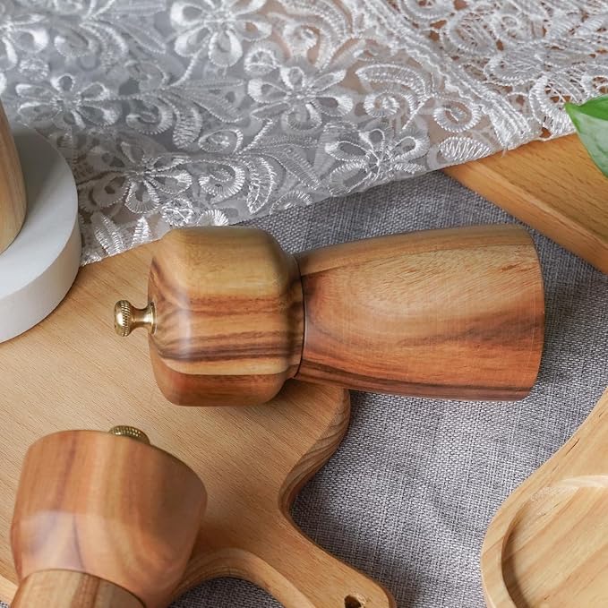 Salt Mill, Salt or Pepper Grinder - Image 8