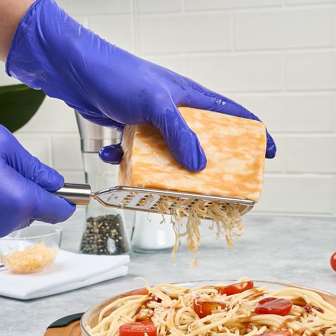 Restaurantware Stainless Steel Coarse Cheese Grater - Image 4