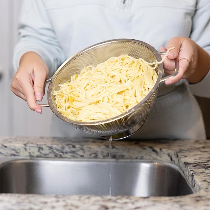 Fox Run Large Stainless Steel Colander, 3 Quart Pasta Strainer - Image 3
