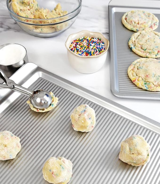 USA Pan Bakeware Cookie Sheet, Warp Resistant Nonstick Baking Pan, Made in the - Image 4