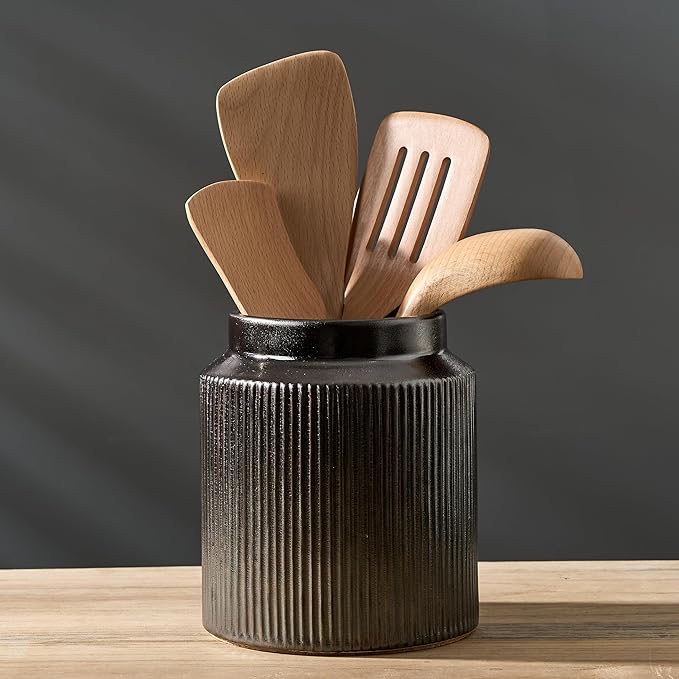 JIEMEI HOME Kitchen Utensil Holder, 6.77" Ceramic Farmhouse Stable Utensil Crock by JHJIEMEIHOME