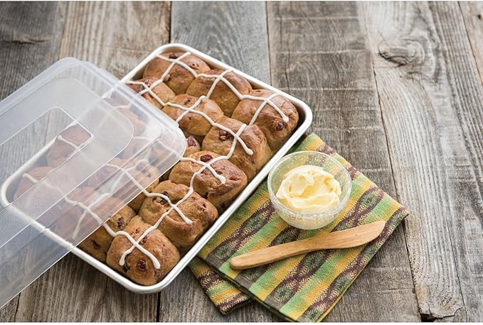 Nordic Ware Naturals Quarter Sheet - Image 2
