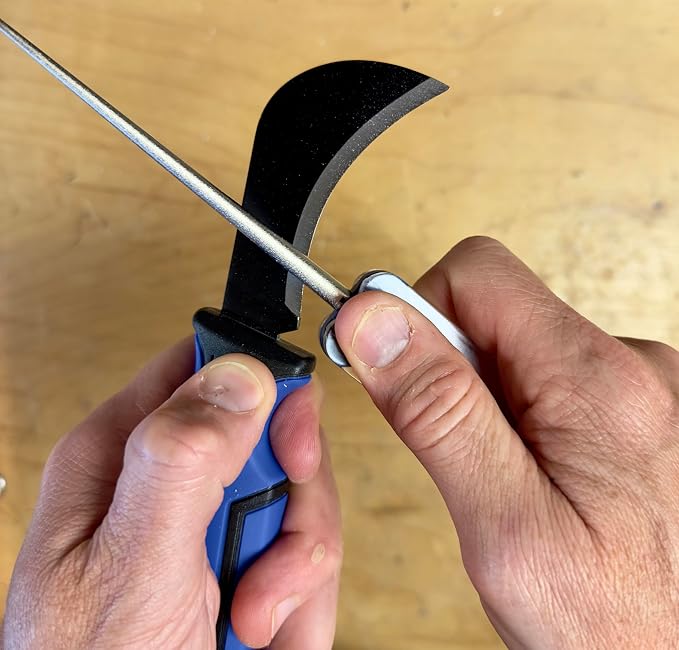 DMT FSKC Diafold Serrated Knife Sharpener - Image 4