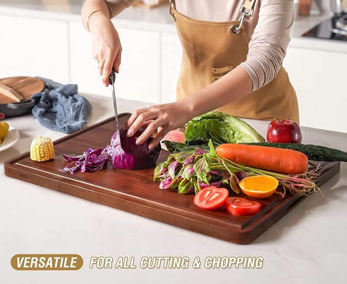 AZRHOM XL Large Walnut Wood Cutting Board - Image 4