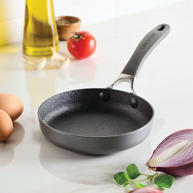 Circulon A1 Series with ScratchDefense Nonstick Induction Small Frying Pan - Image 3