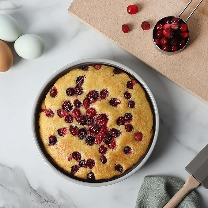 Martha Stewart Gallen 8 Inch Round Nonstick Carbon Steel Cake/Bake Pan - Image 7