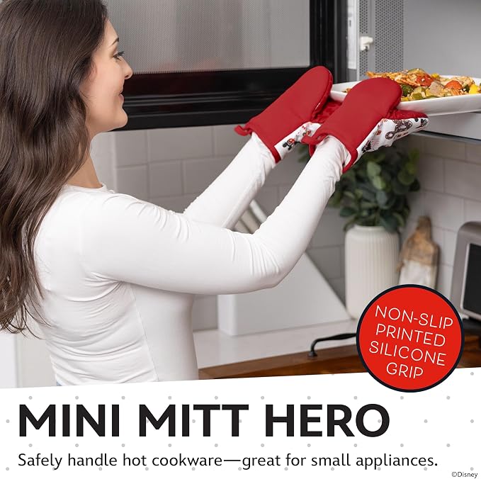 Disney Oven Mitts 2-Pack - Image 2