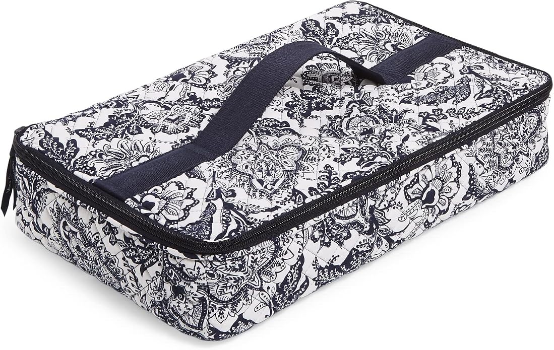 Vera Bradley Women's Cotton Heat Resistant Casserole Carrier by VeraBradley
