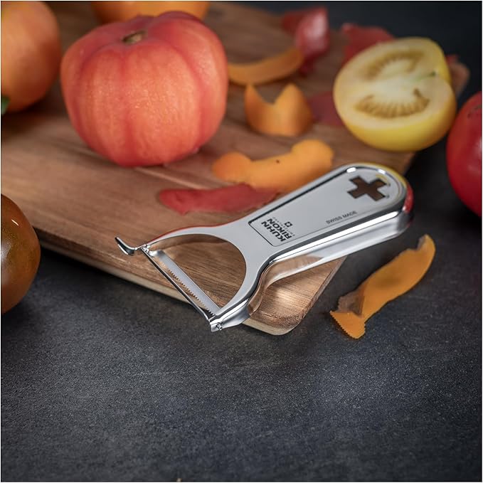 Kuhn Rikon "Swiss Metallic" Piranha Cross Peeler - Image 3