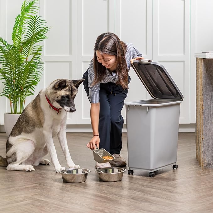 IRIS USA Dog Food Storage Container - Image 6