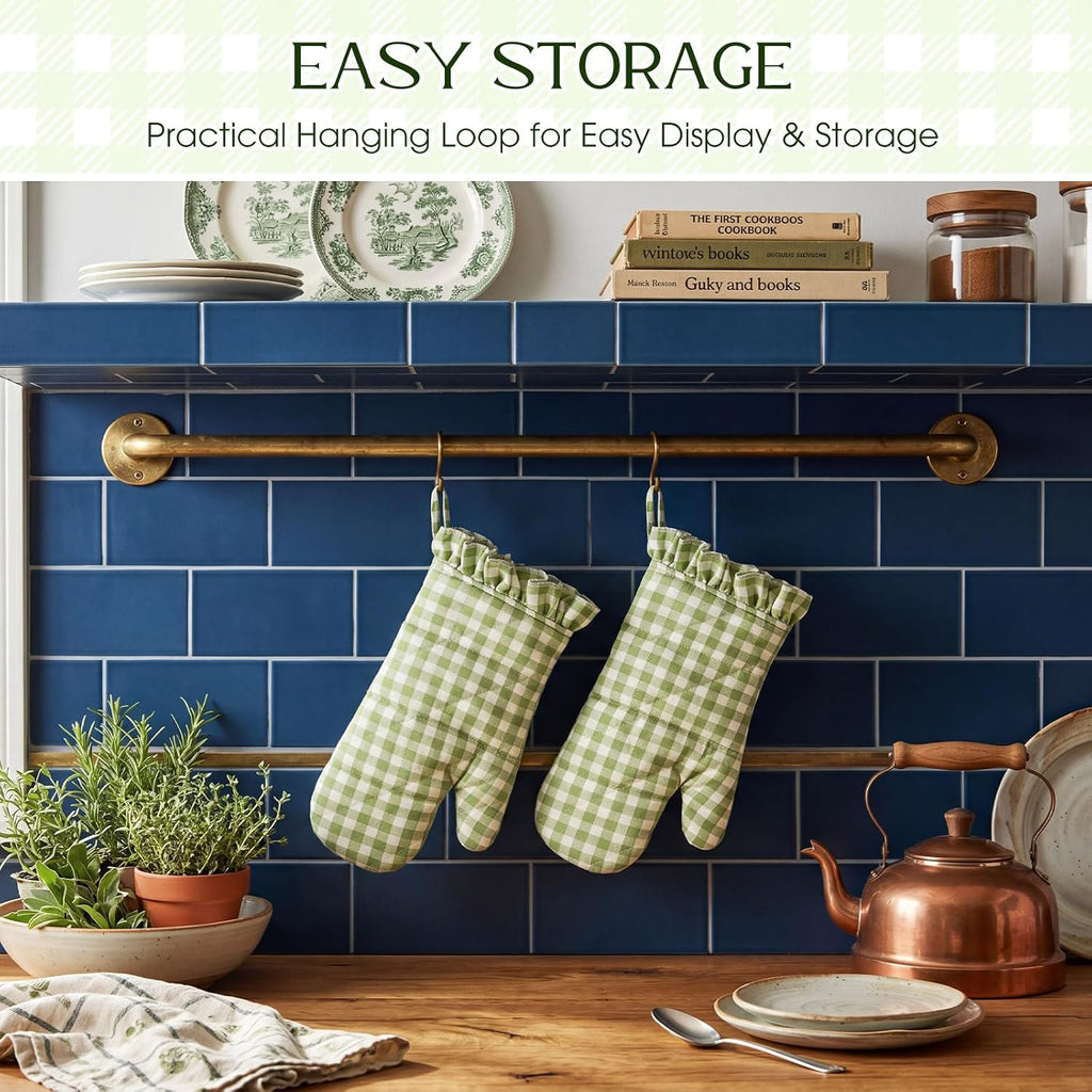 Twistover Ruffle Gingham Oven Mitts 2-Pack Set, Green, 7"x13"