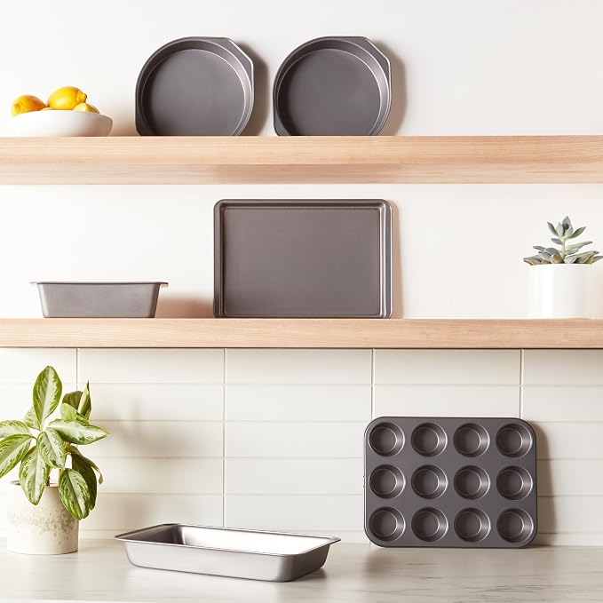 Amazon Basics 6 Piece Nonstick Carbon Steel Bakeware Set - Image 3