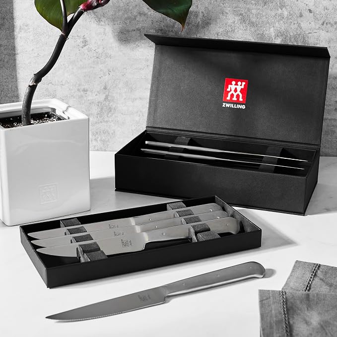 ZWILLING Porterhouse Razor-Sharp Steak Knife Set of 8 - Image 4