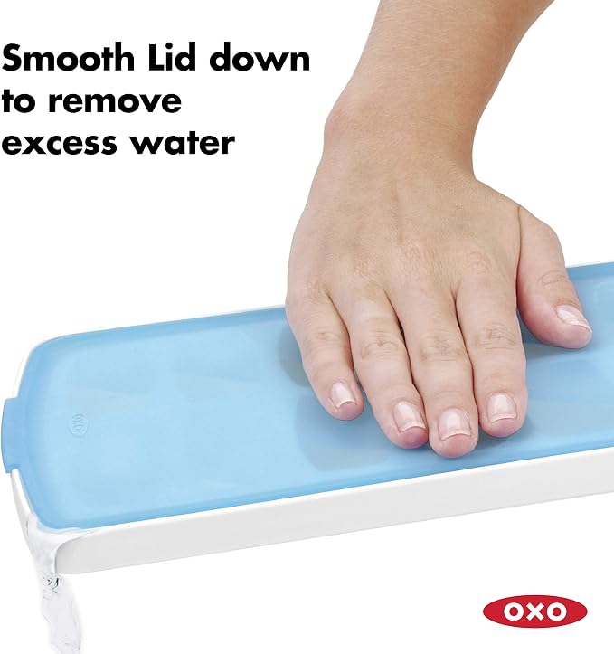OXO Good Grips No-Spill Ice Cube Tray - Image 3