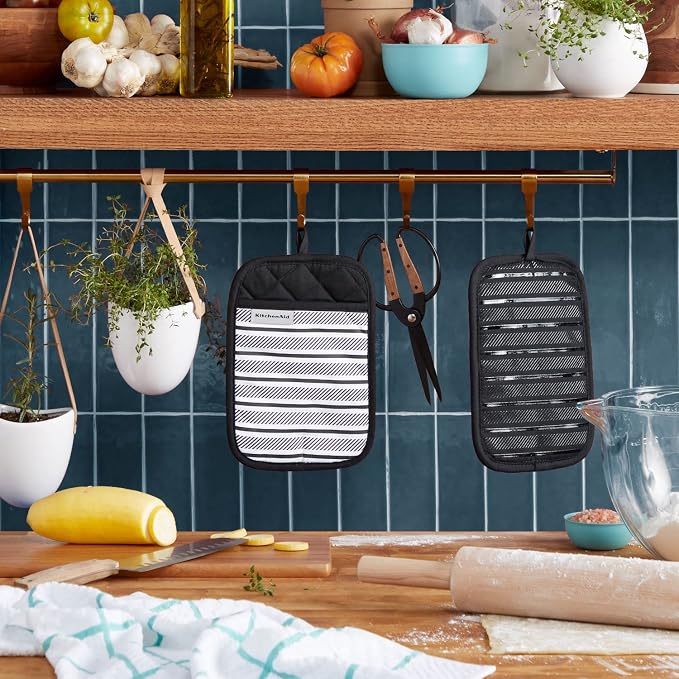 KITCHENAID Albany Pot Holder 2-Pack Set, Matte Black - Image 2