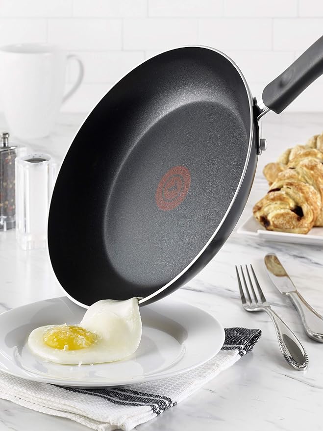 T-Fal Everything in Kitchen Total Nonstick Diswasher Safe Pots and Pans - Image 2