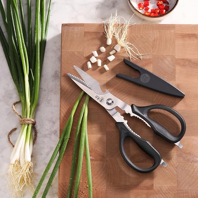 Cangshan 503343 9-inch Heavy-Duty Come-Apart Kitchen Shears - Image 6
