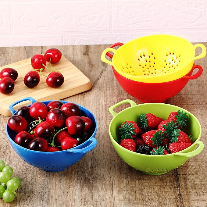 Baderke 4 Pack Mini Colander for Kitchen Plastic Berry Strainer - Image 6
