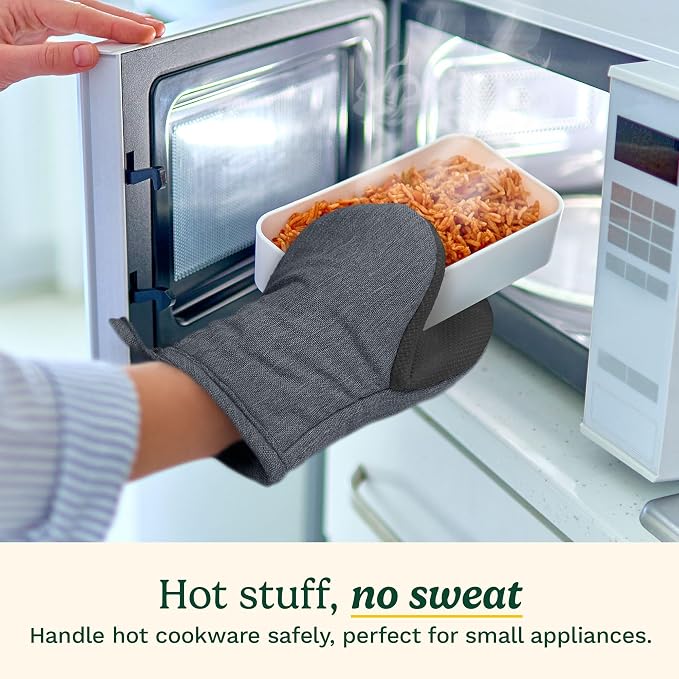 Cuisinart Mini Oven Mitts – 5.5” x 7” Heat-Resistant Kitchen Mitts - Image 2