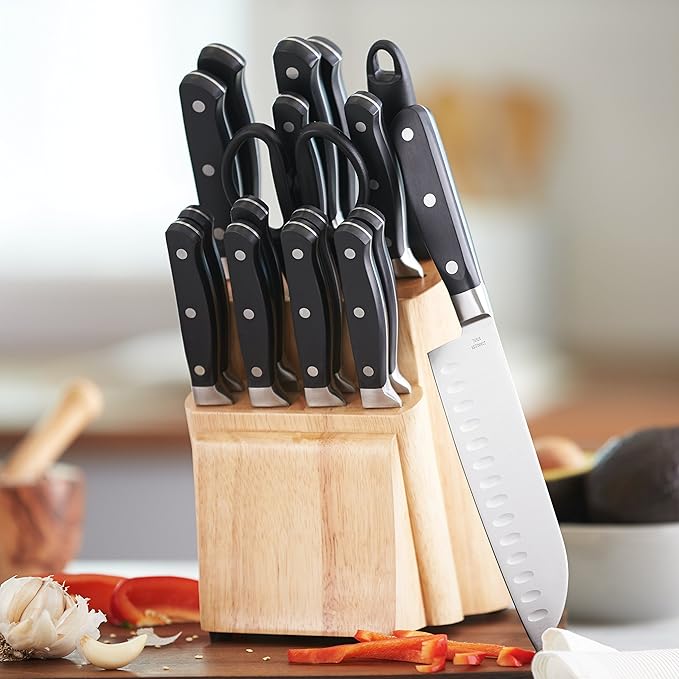 Amazon Basics 18-Piece Premium High-Carbon Stainless Steel Kitchen Knife Set - Image 3