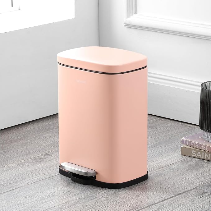 happimess HPM1006G Connor Rectangular 13-Gallon Trash Can - Image 7