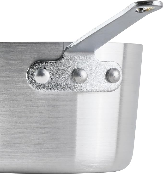 Winco Heavy-Duty Aluminum Tapered Sauce Pan, 1.5 Quart - Image 4