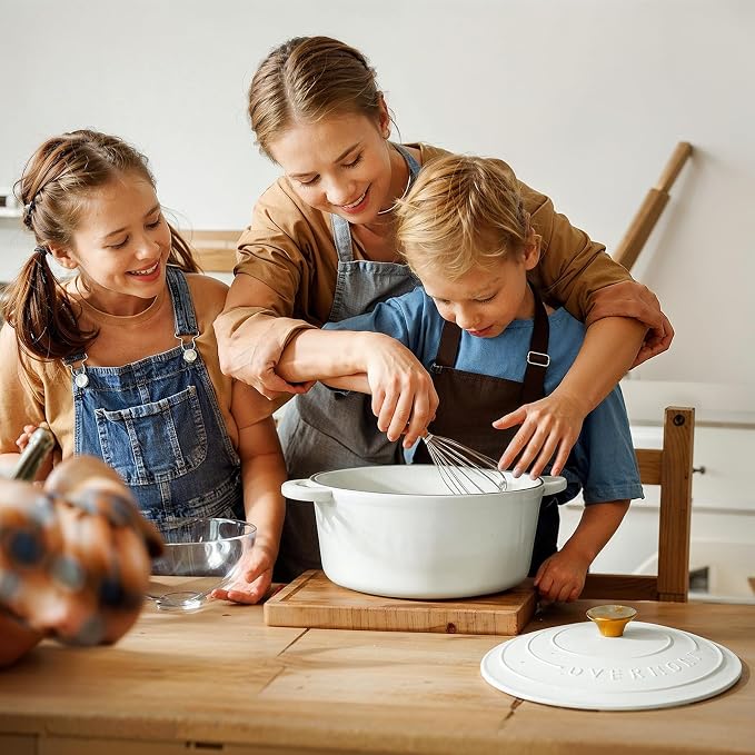 Overmont Enameled Cast Iron Dutch Oven - Image 8