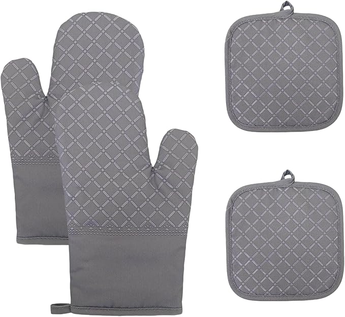 Oven Mitts and Pan Racks 4-Piece Set, Extended Kitchen Oven Mitts and Pan Racks by Unknown
