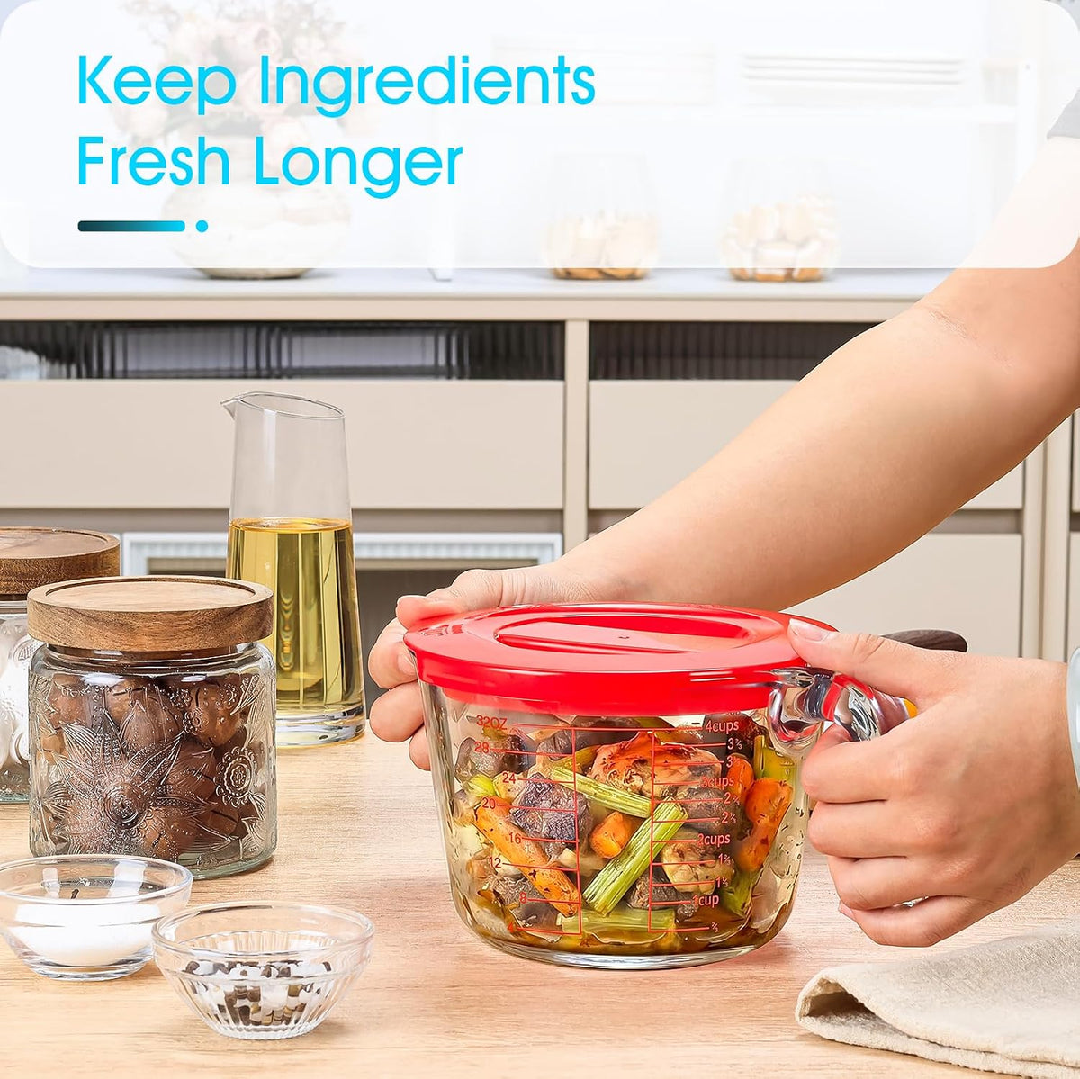 NUTRIUPS 4-Cup High Borosilicate Glass Measuring Cup with Lid for