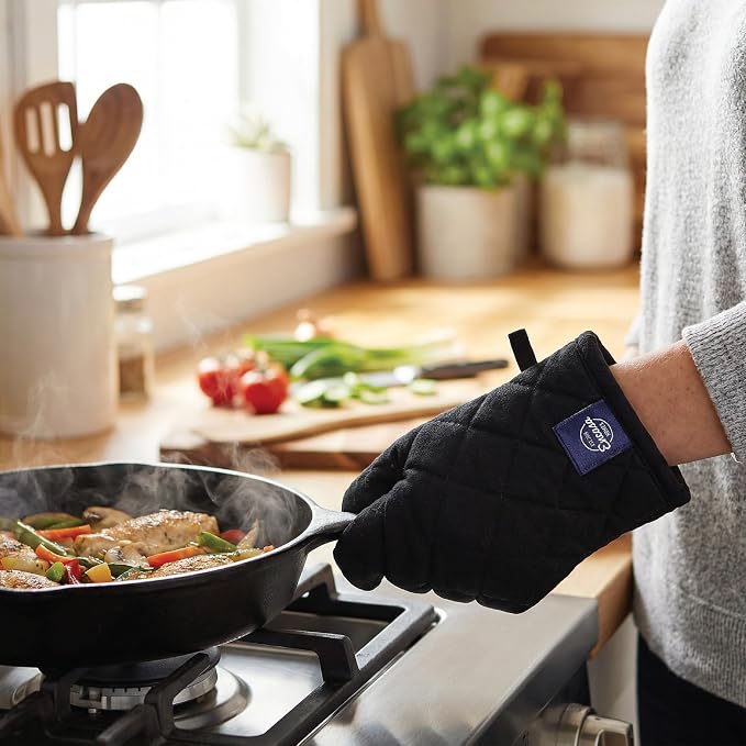 Encasa XO Heat Resistant 100% Cotton Oven Glove & Potholder Set - Image 5