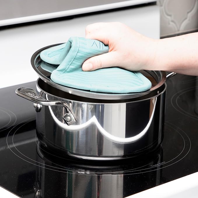 All-Clad Premium Pot Holder & Heating Pad, Heat Resistant to 500 Degrees - Image 2