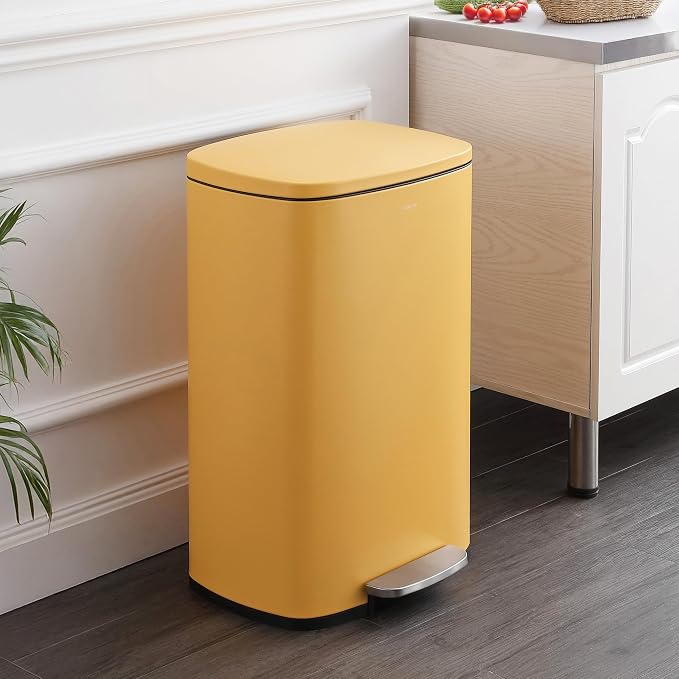happimess HPM1006L Connor Rectangular 13-Gallon Trash Can - Image 2