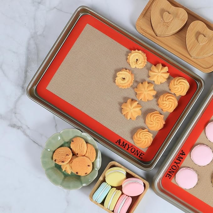 AMYONE Quarter Sheet Silicone Baking Mat, Reusable Baking Sheet Liners - Image 4