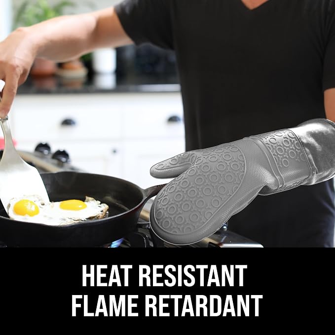 BPA-Free Soft Silicone Oven Mitts - Image 3