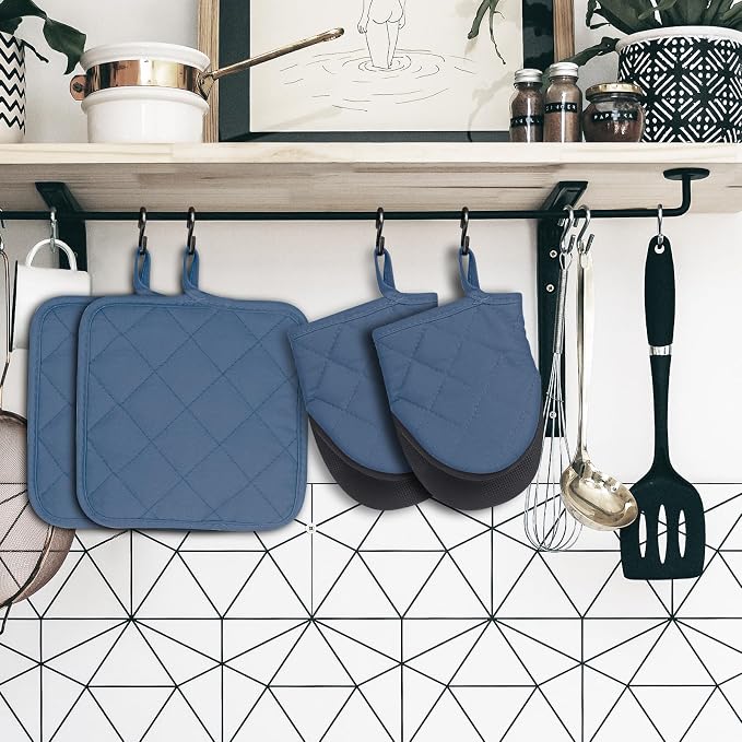 Oven Mitts and Pot Holders Set, Heat Resistant Silicone Kitchen Mini Oven - Image 7