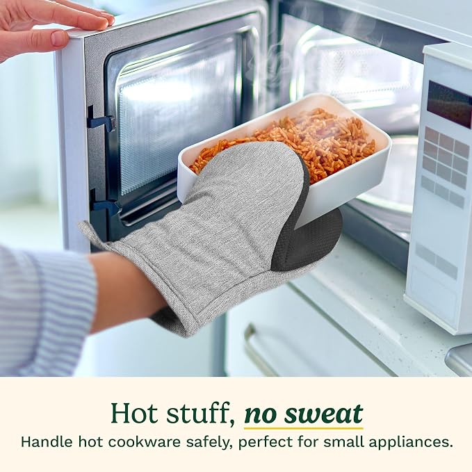 Cuisinart Mini Oven Mitts – 5.5” x 7” Heat-Resistant Kitchen Mitts - Image 2
