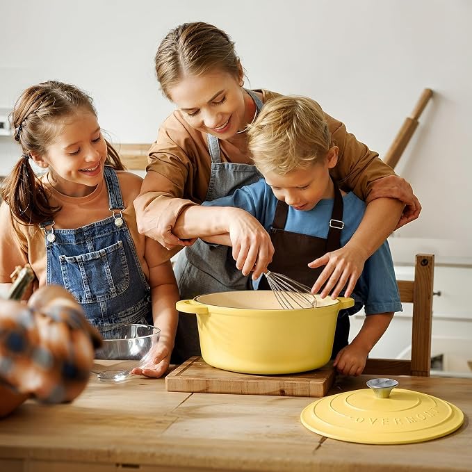 Overmont Enameled Cast Iron Dutch Oven - Image 8