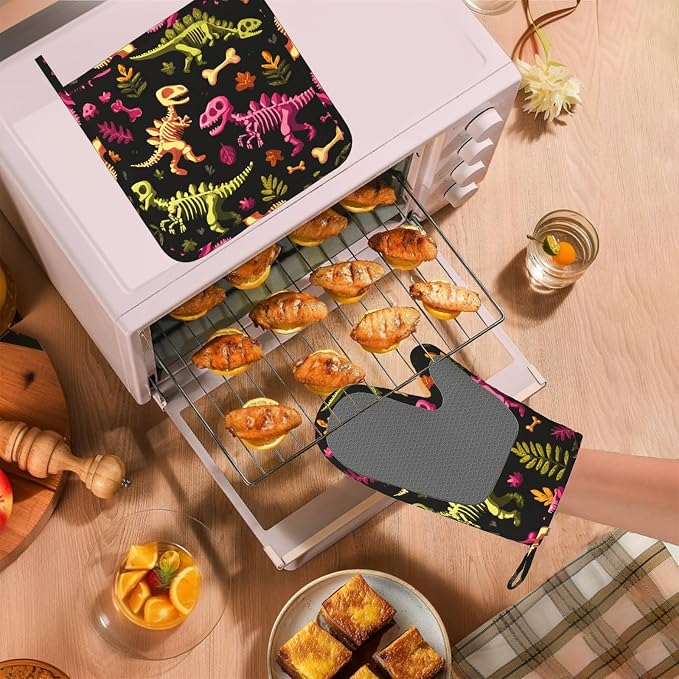 Dinosaur Skeleton Oven Mitts and Pot Holders Sets Non-Slip Silicone Surface - Image 5